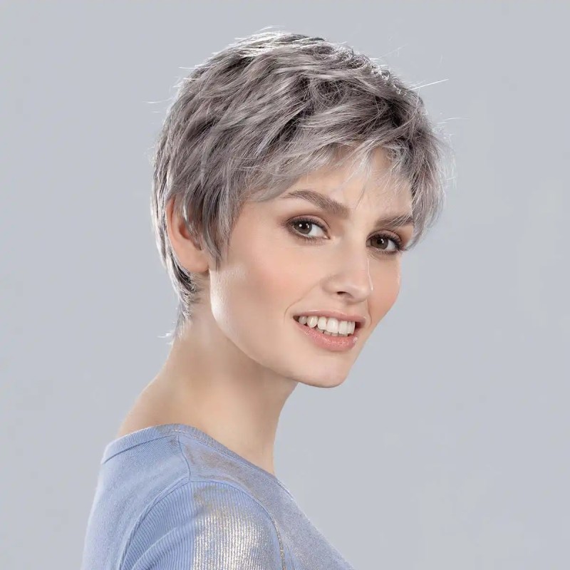 Ellen Wille — Perruque Debbie Perucci