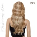 perruque longue, semi-naturelle, une coiffure de starlette