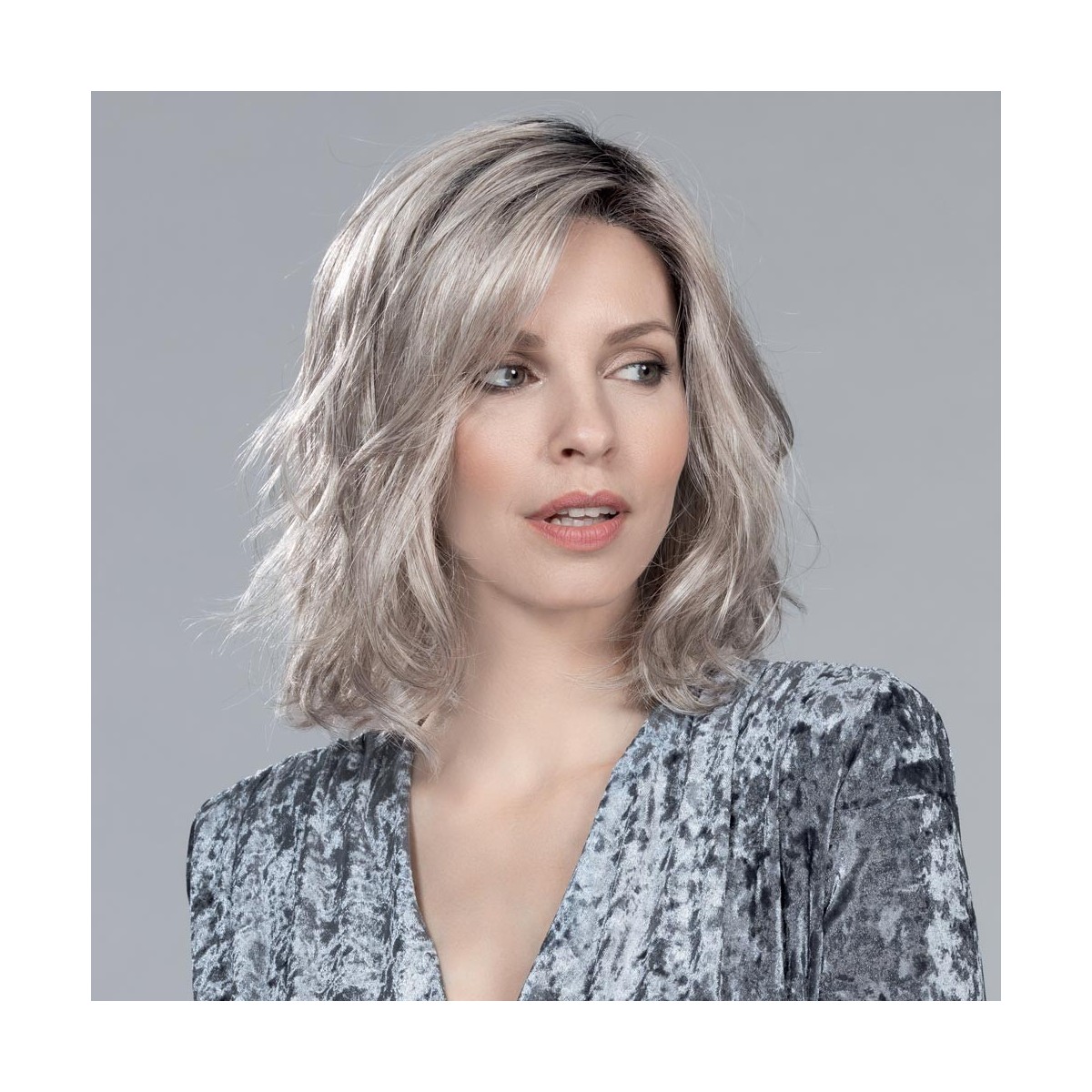 Perruque courte, une coiffure magnifique, indémodable Perruque courte, une coiffure magnifique, indémodable