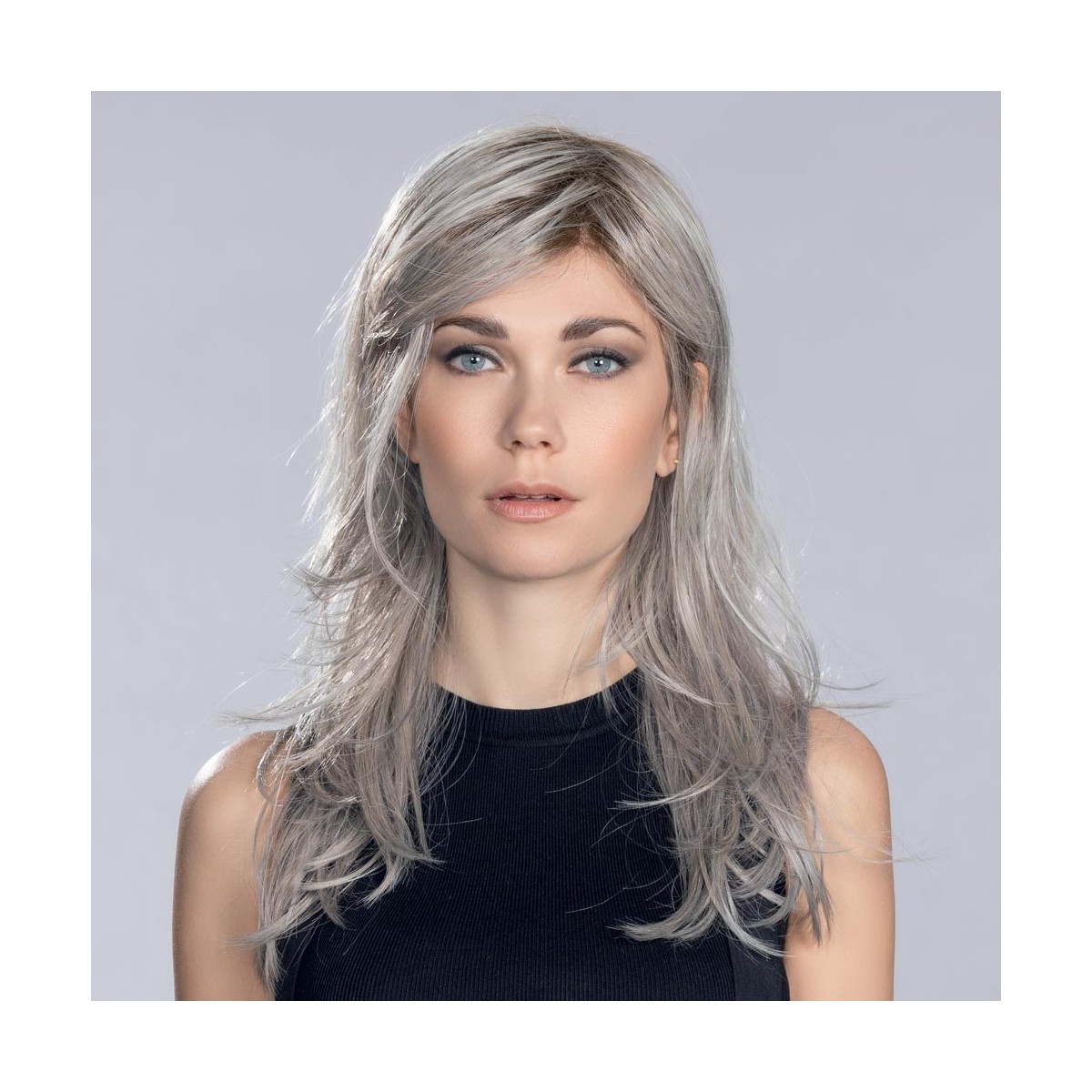 Perruque longue un style féminin, pour une allure raffinée Perruque longue un style féminin, pour une allure raffinée