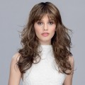 Perruque longue, mèches ondulantes, effet balayage