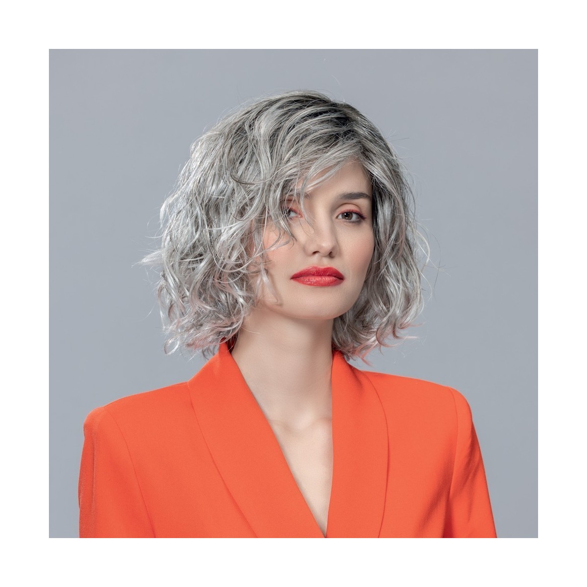 Perruque monofilament, un rêve de féminité Perruque monofilament, un rêve de féminité