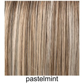 Perruque longue ultra-féminine, une coiffure indémodable